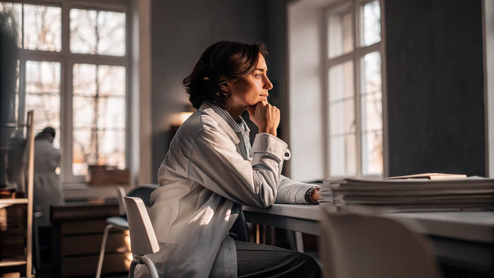 The Truth About 'Walk Me Through Your CV': Why Chronological Answers Kill Matches
