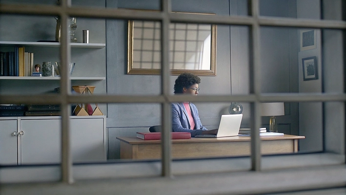Telemedicine Employee vs 1099 Contractor: Which Pays Better?